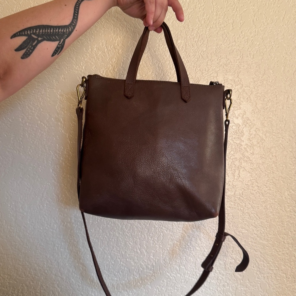 Madewell Transport crossbody in taupe